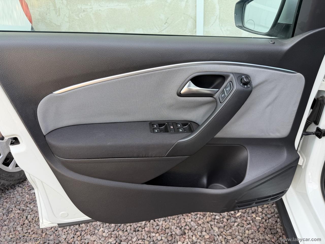 VOLKSWAGEN Polo Cross 1.4 TDI DSG BlueMotion Tech.