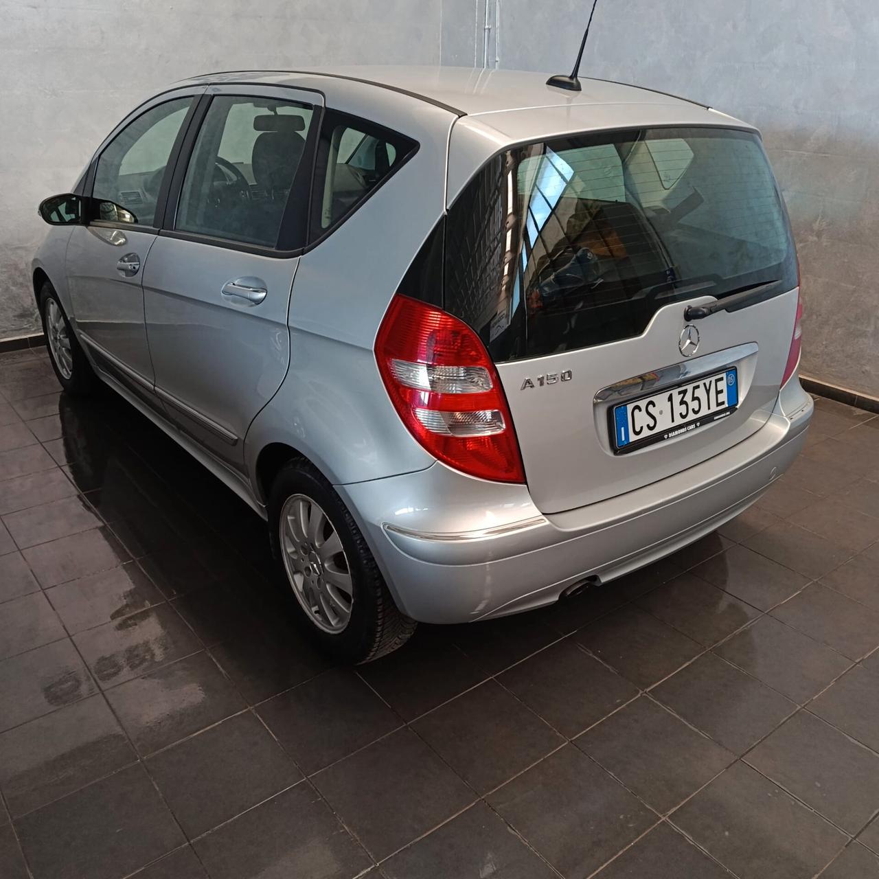 Mercedes-benz A 150 benzina neopatentati