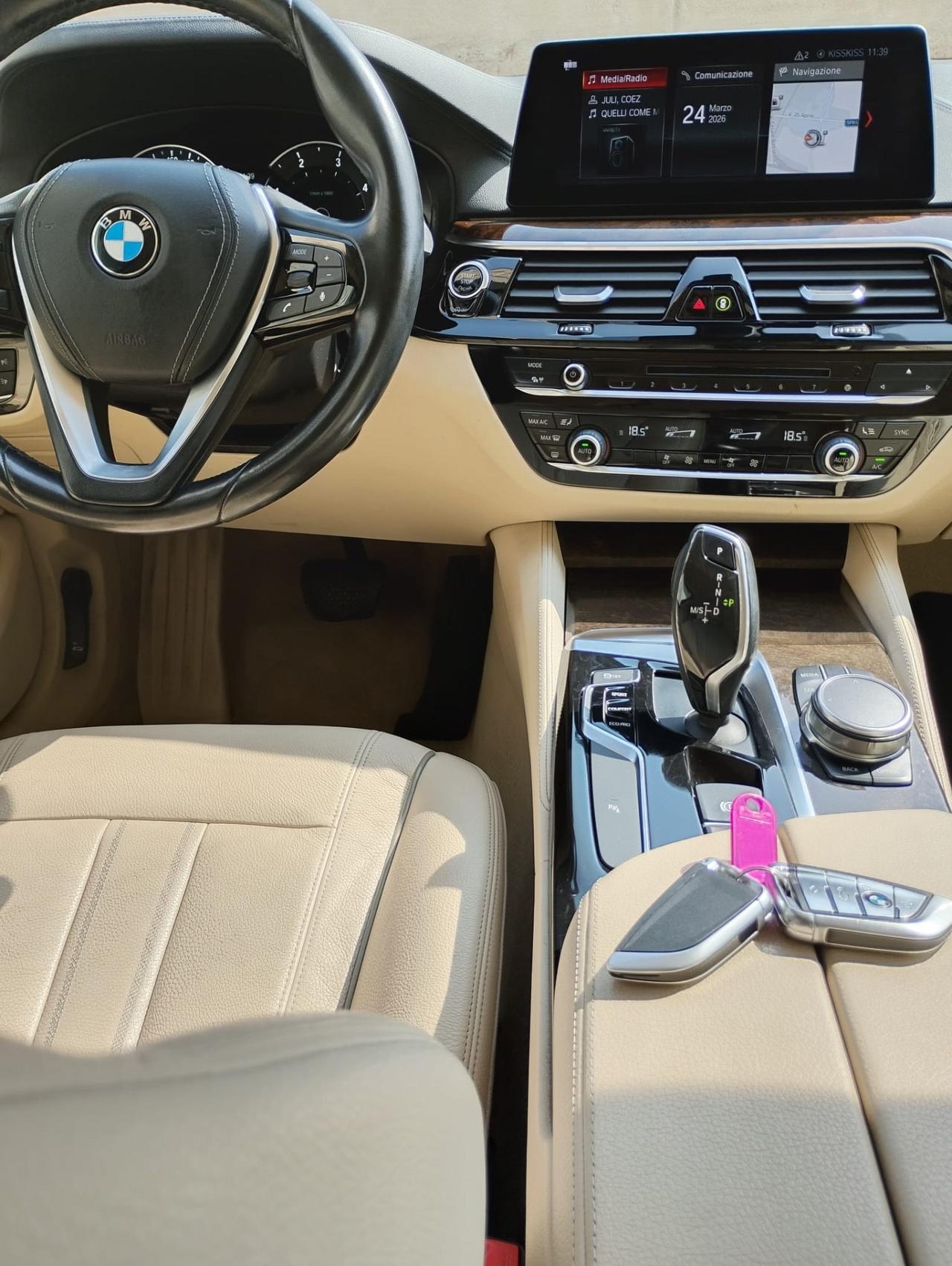 Bmw 520 520d xDrive Luxury