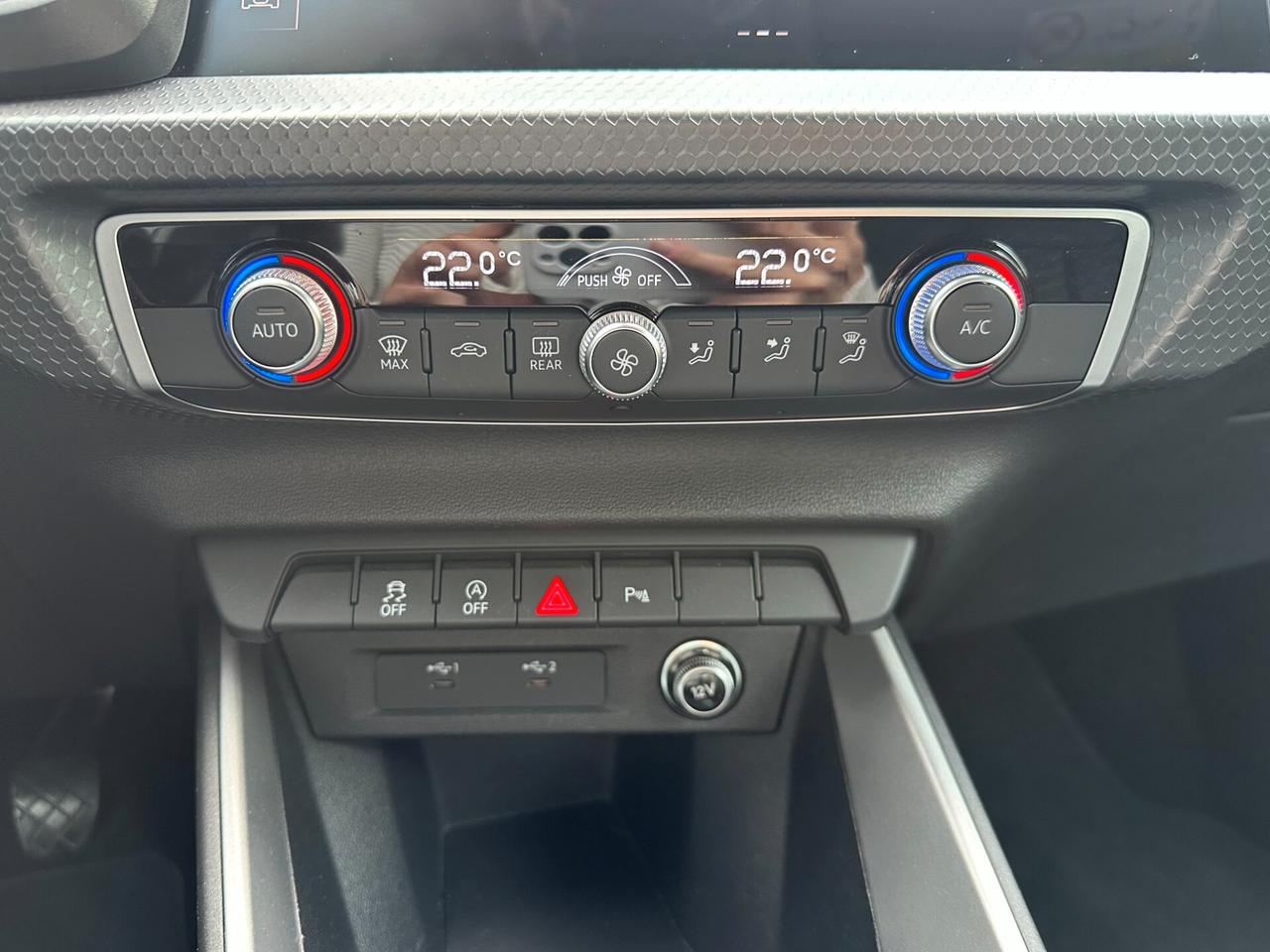 Audi A1 Sportback 30 TFSI S line edition