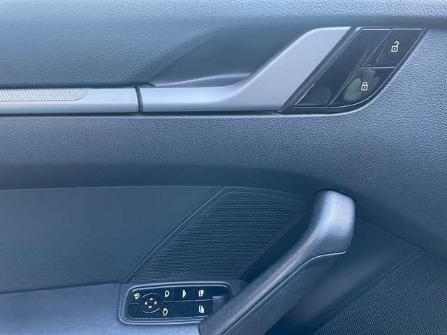 Porsche 911 992 Cabrio 3.0 Carrera auto Cruise Control