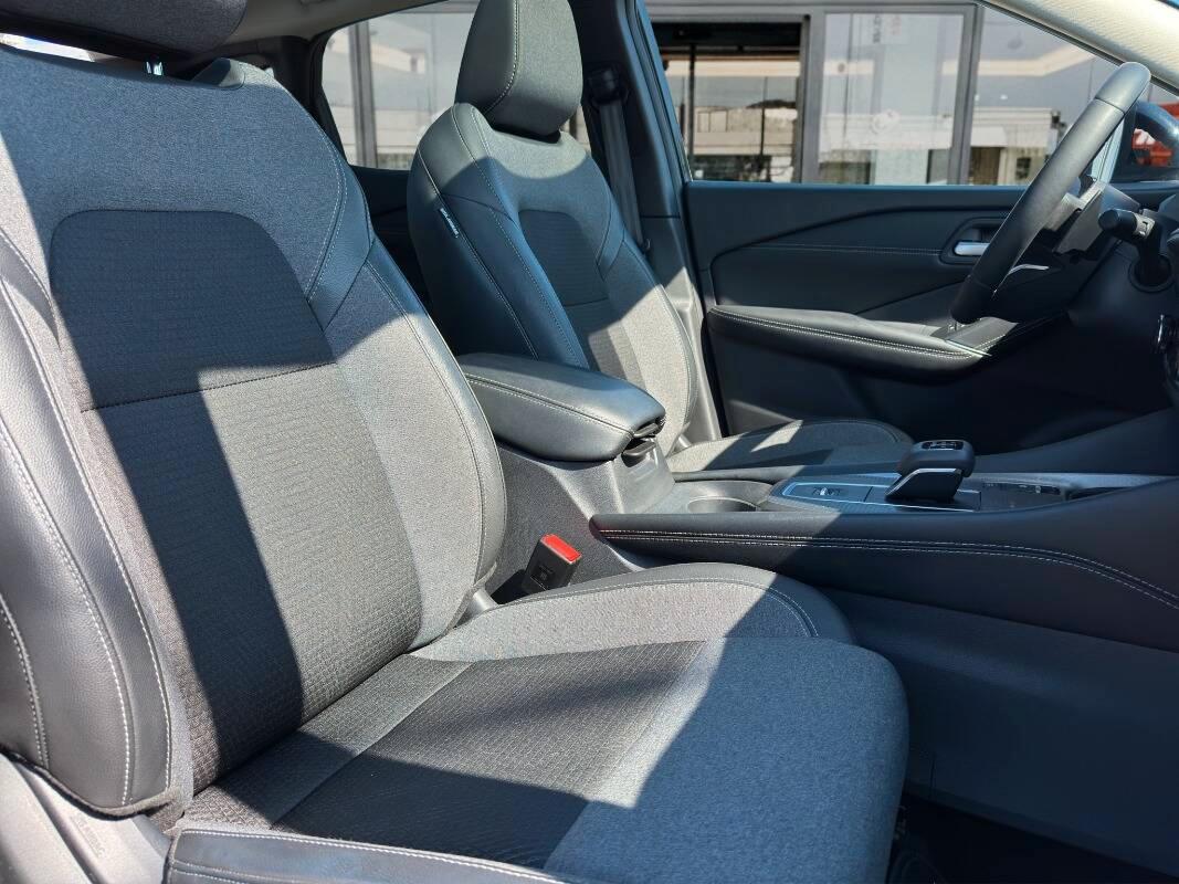 Nissan Qashqai 1.3 mhev N-Connecta 158cv xtronic TETTO PANORAMICO