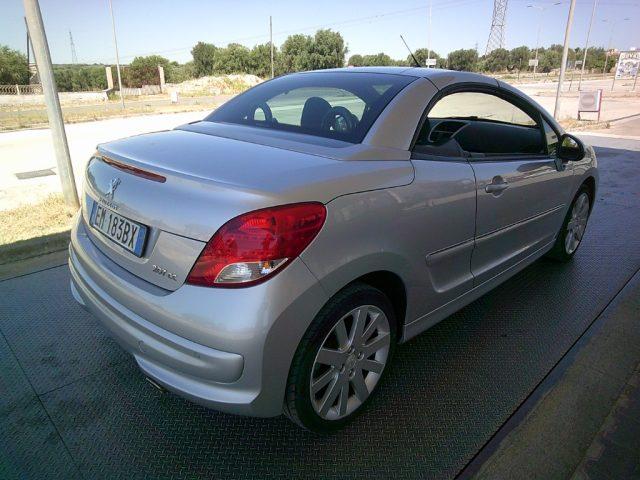 PEUGEOT 207 1.6 8V HDi 112CV CC Allure