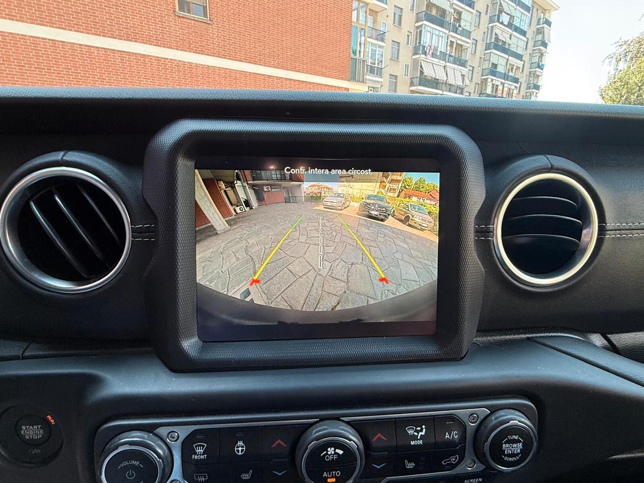 Jeep Wrangler Unlimited 2.2 Mjt II Sahara
