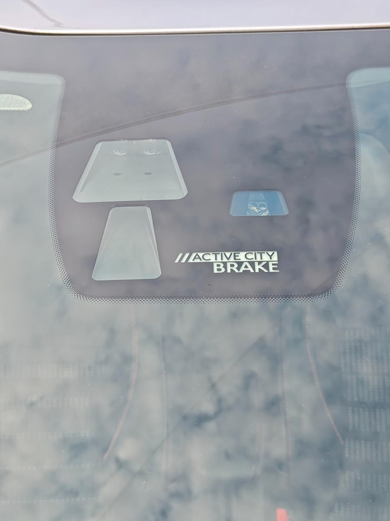 Peugeot 2008 1.2 PureTech 130cv GT Line - DISTRIBUZIONE NUOVA -