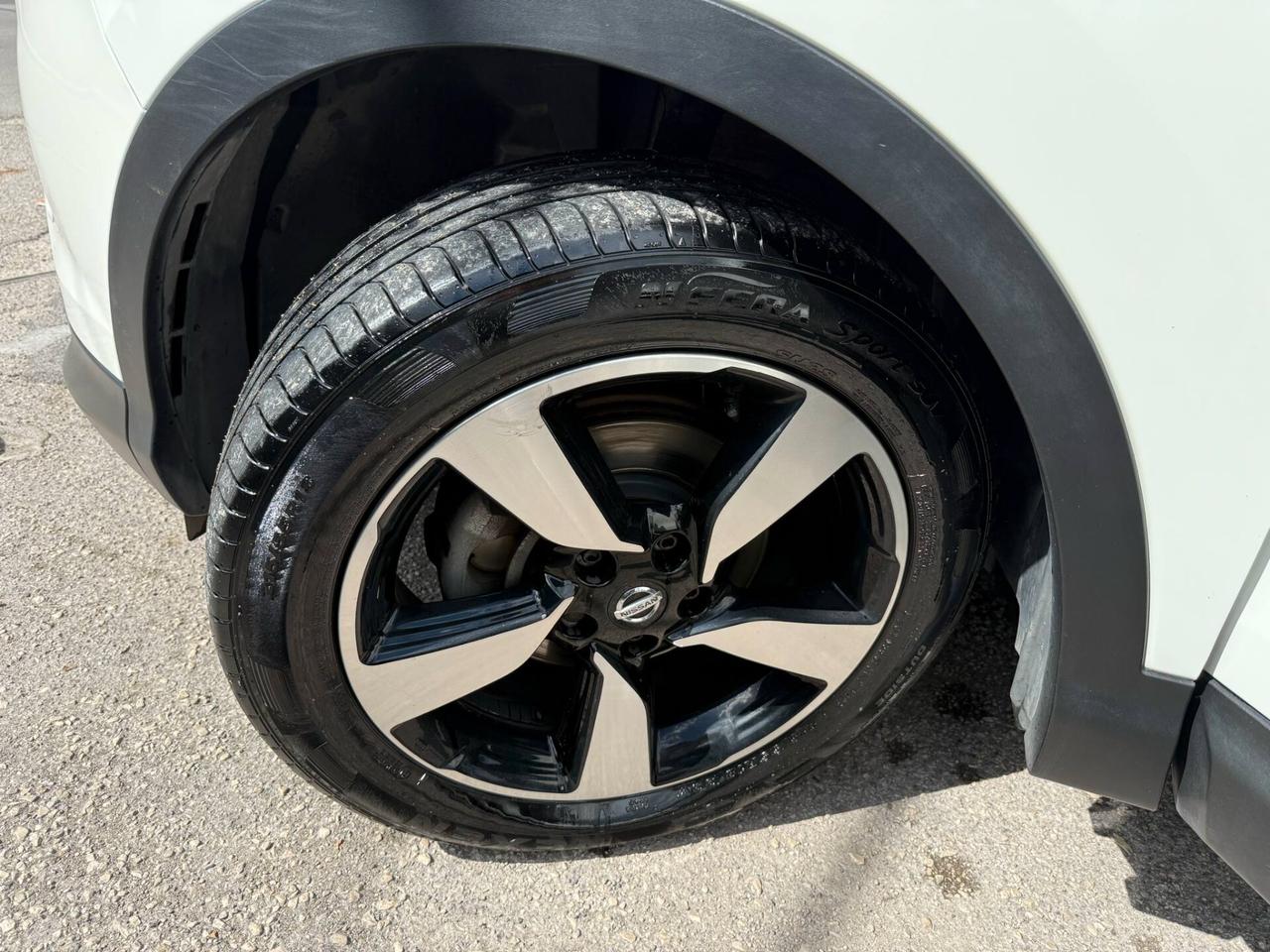 Nissan Qashqai 1.5 dCi N-Connecta - 2017