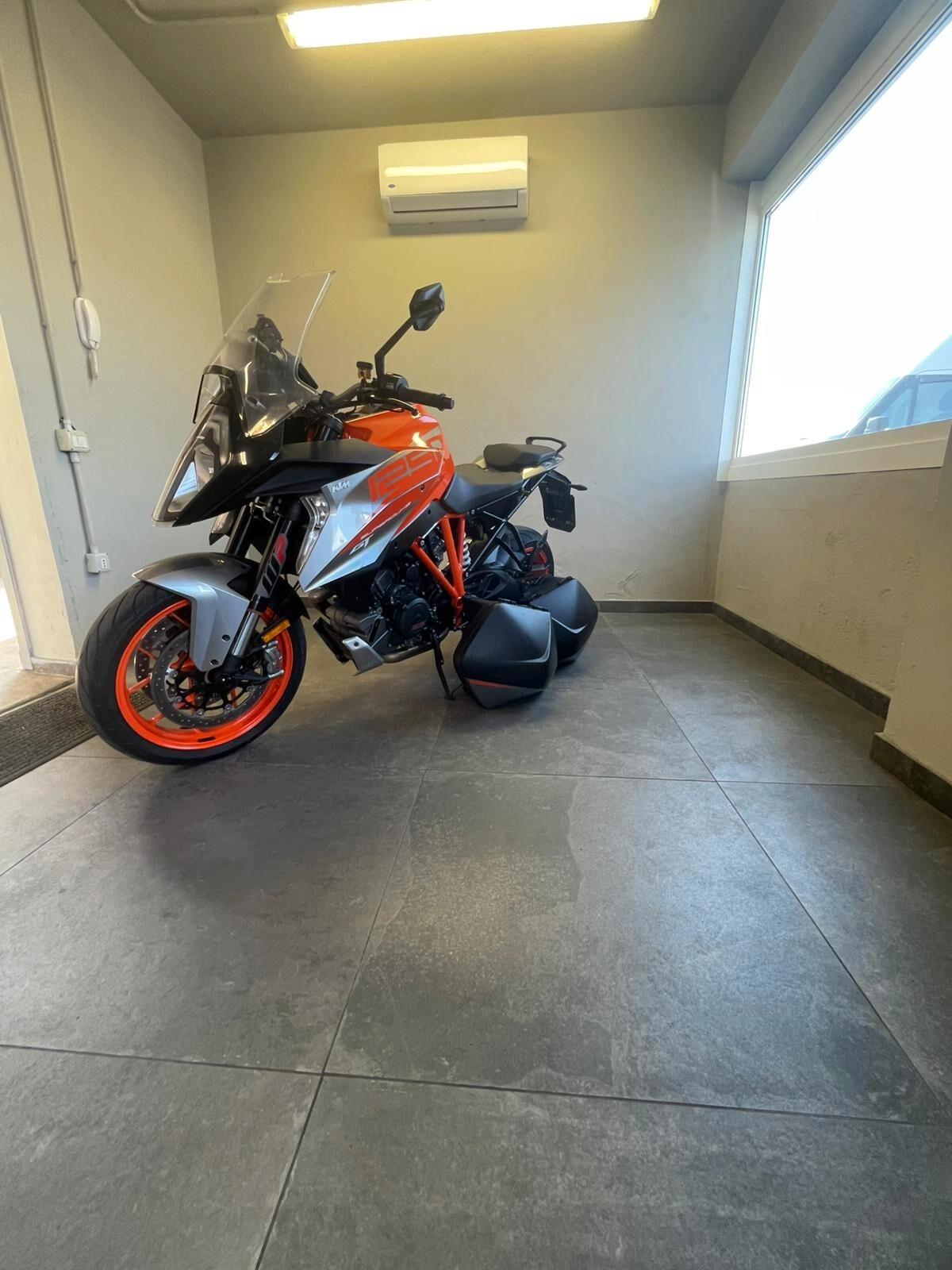Ktm 1290 Super Duke GT