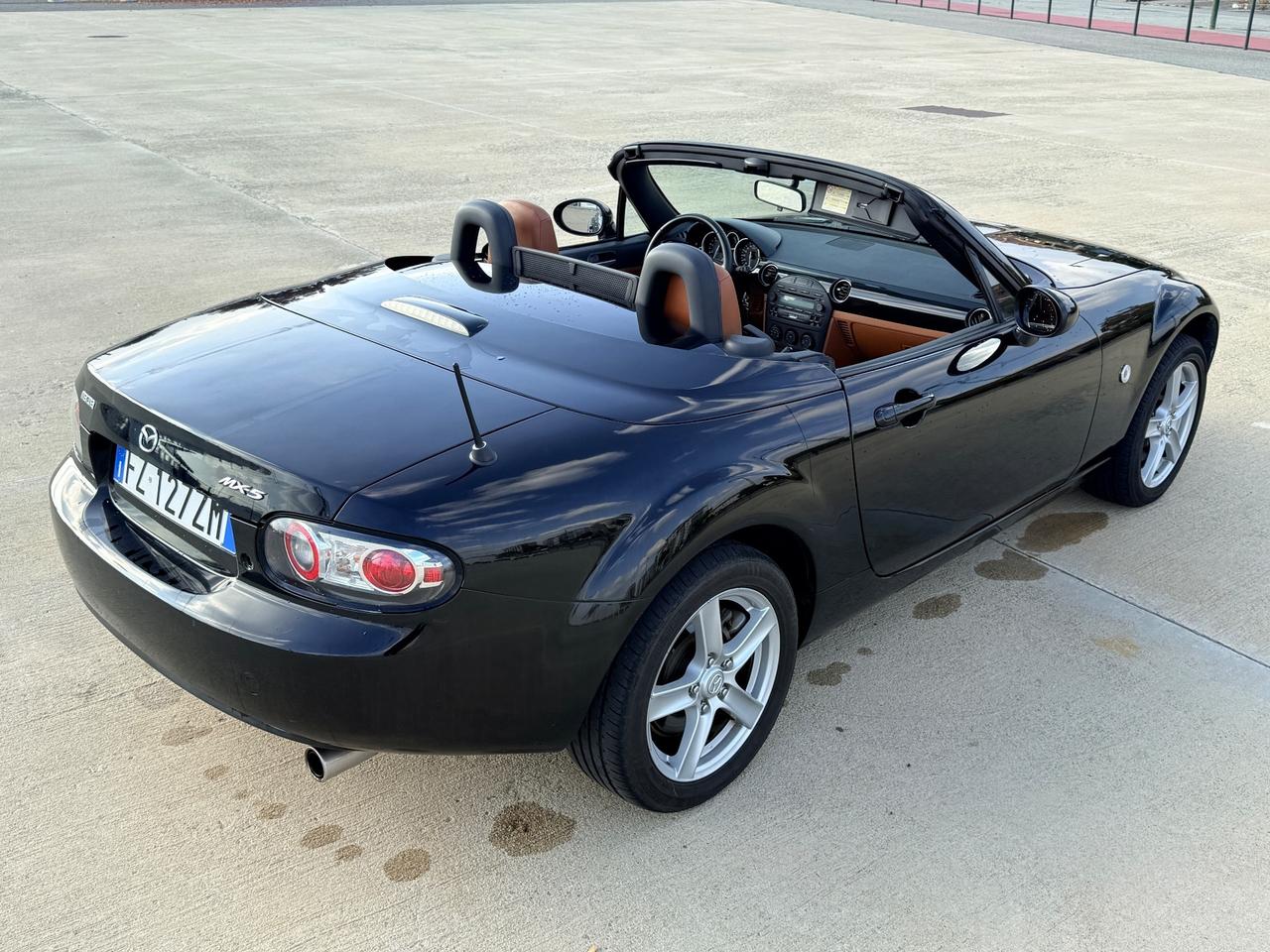 Mazda MX-5 Roadster Coupé 1.8L Fire