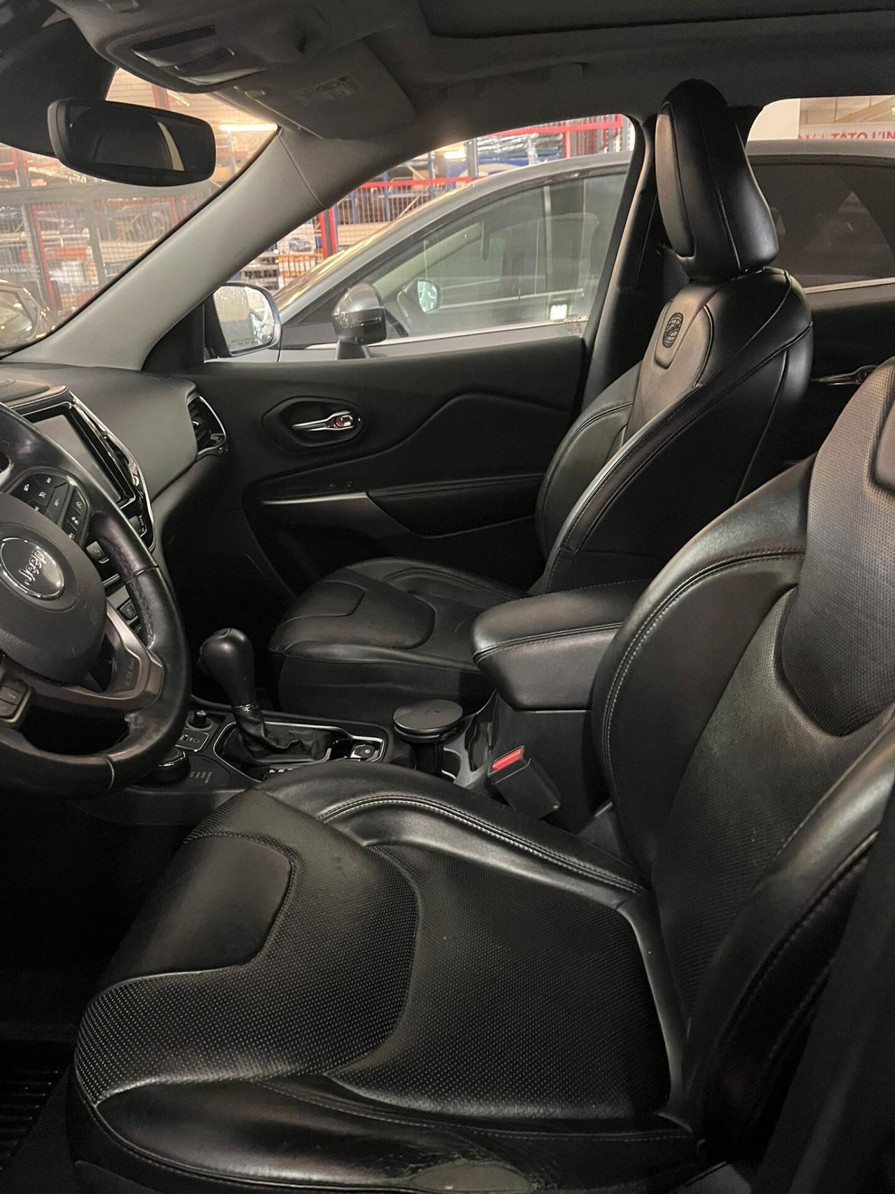 Jeep Cherokee 2.2 Mjt II 4WD Active Drive I Overland