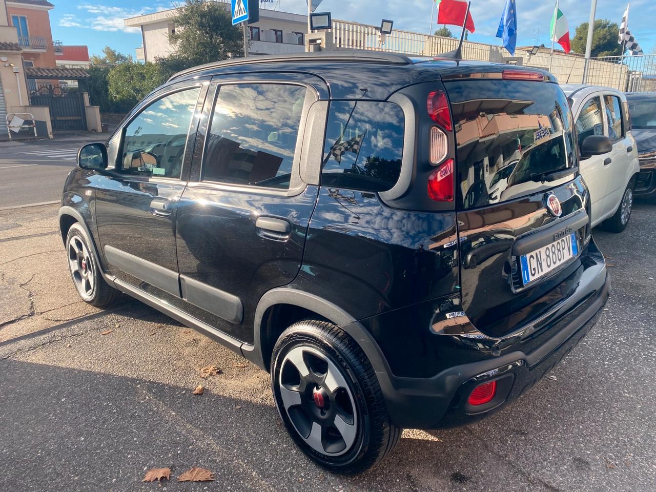 FIAT Panda 1.0 hybrid CROSS 5posti RadioAPP CarPlay