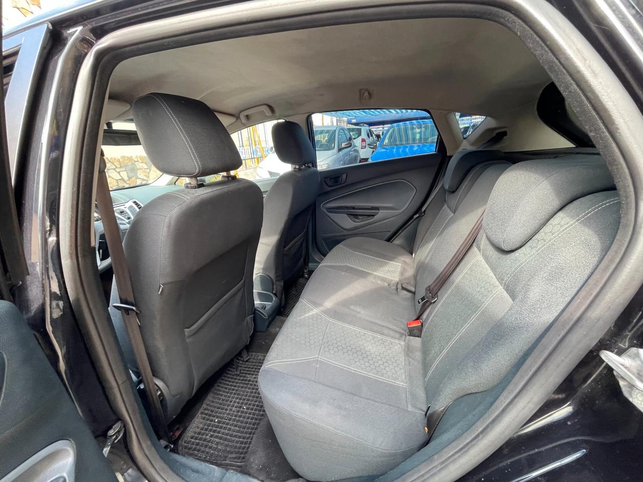Ford Fiesta 1.4 TDCi 68CV 5 porte Titanium