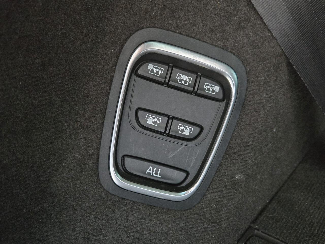 Renault Espace dCi 160CV Energy Initiale Paris 4Control 7 POSTI