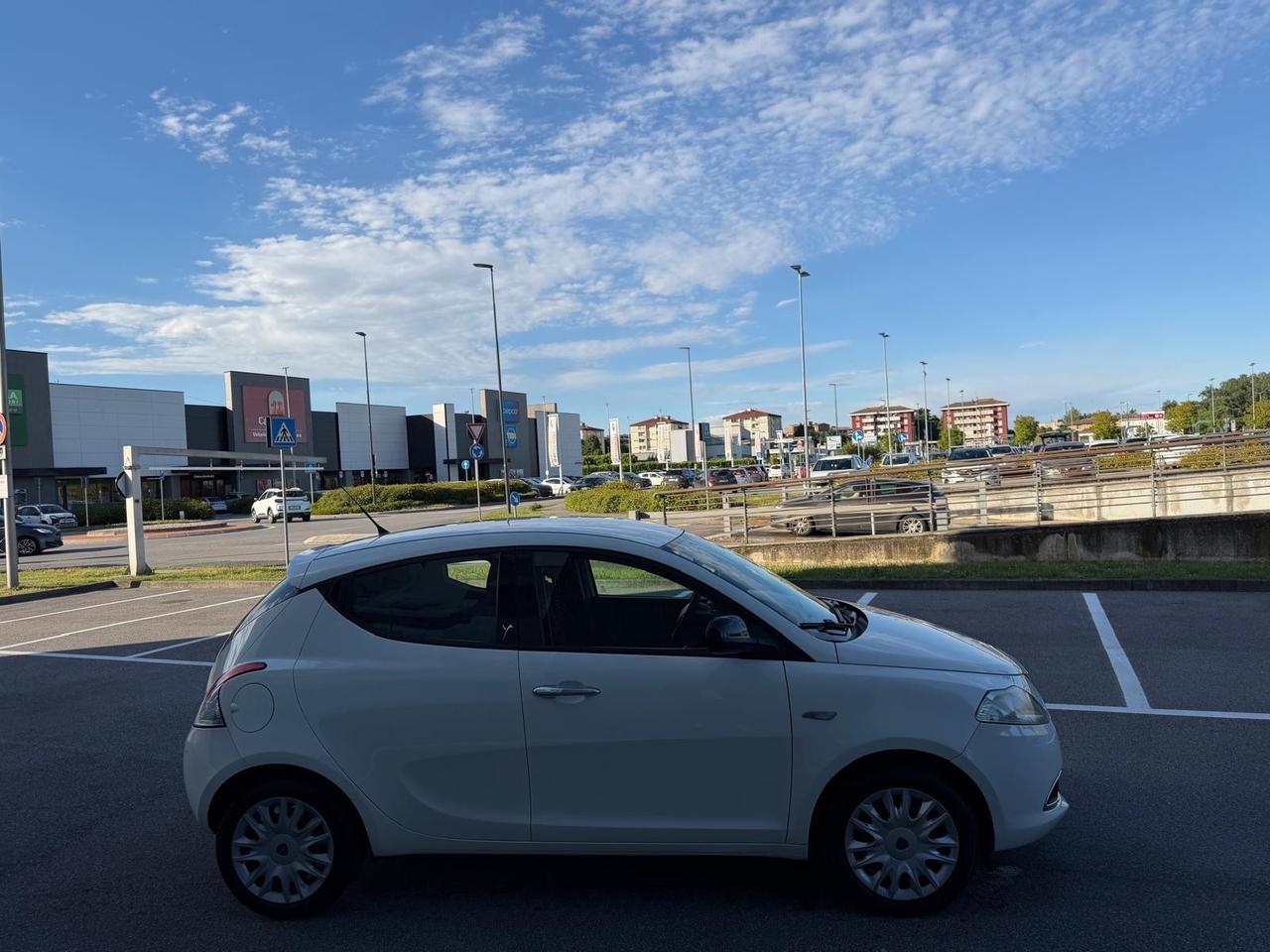 Lancia Ypsilon 1.3 MJT 16V 95 CV 5 porte S&S Platinum