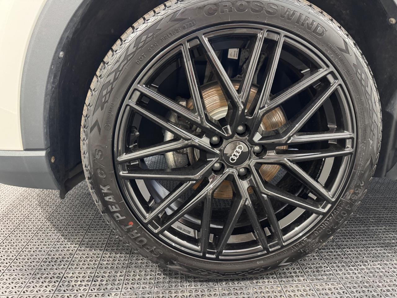Audi Q3 35 TDI Business Advanced