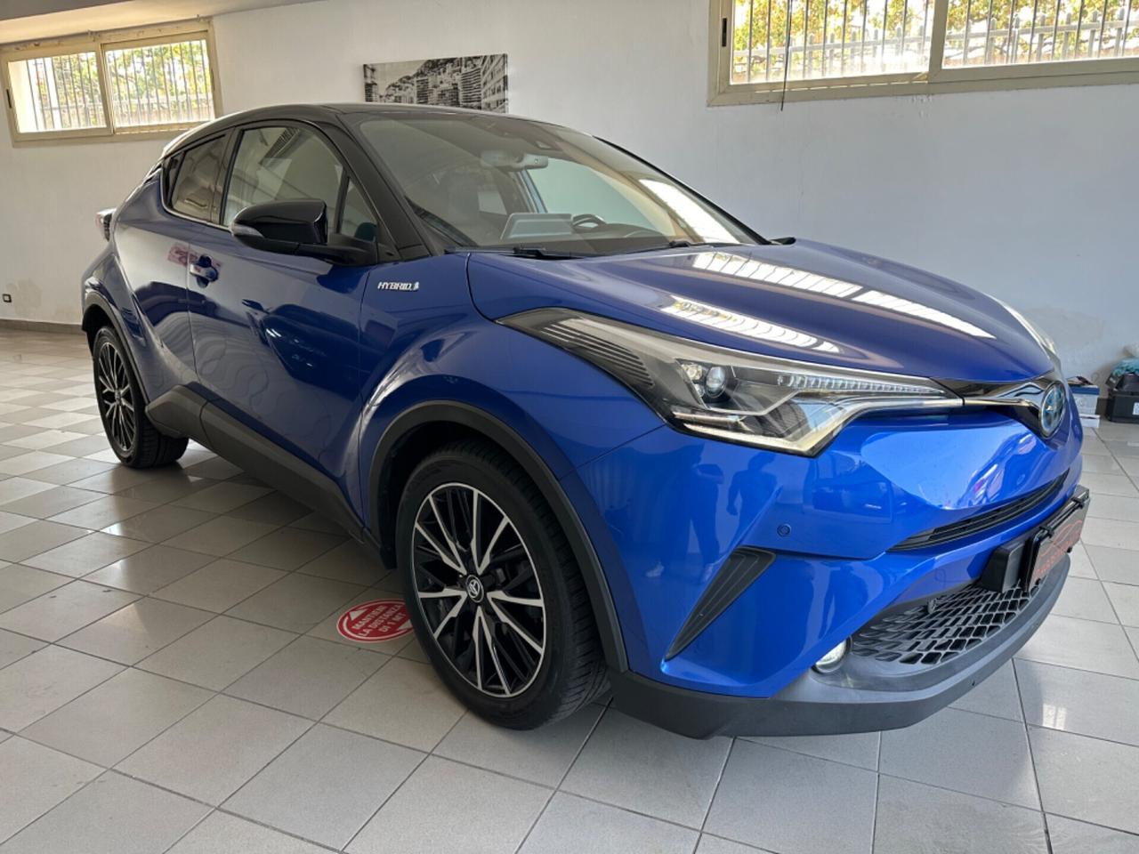 Toyota C-HR 1.8 Hybrid E-CVT Trend