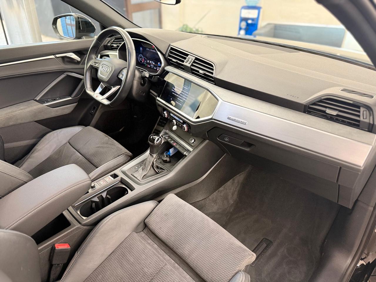 Audi Q3 40 TDI quattro S tronic quattro edition