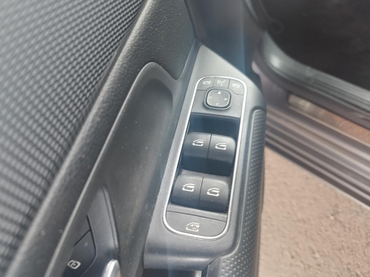 Mercedes-benz B 180 Classe 180D AUTOMATIC BUSINESS EXTRA