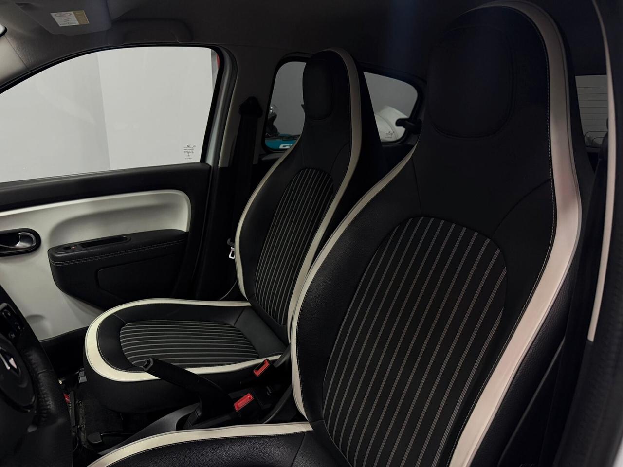 Renault Twingo 90cv le coq