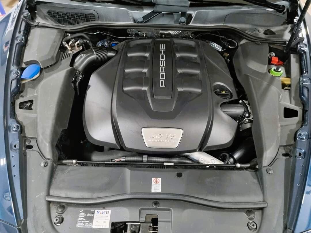 Porsche Cayenne 3.0 245cv