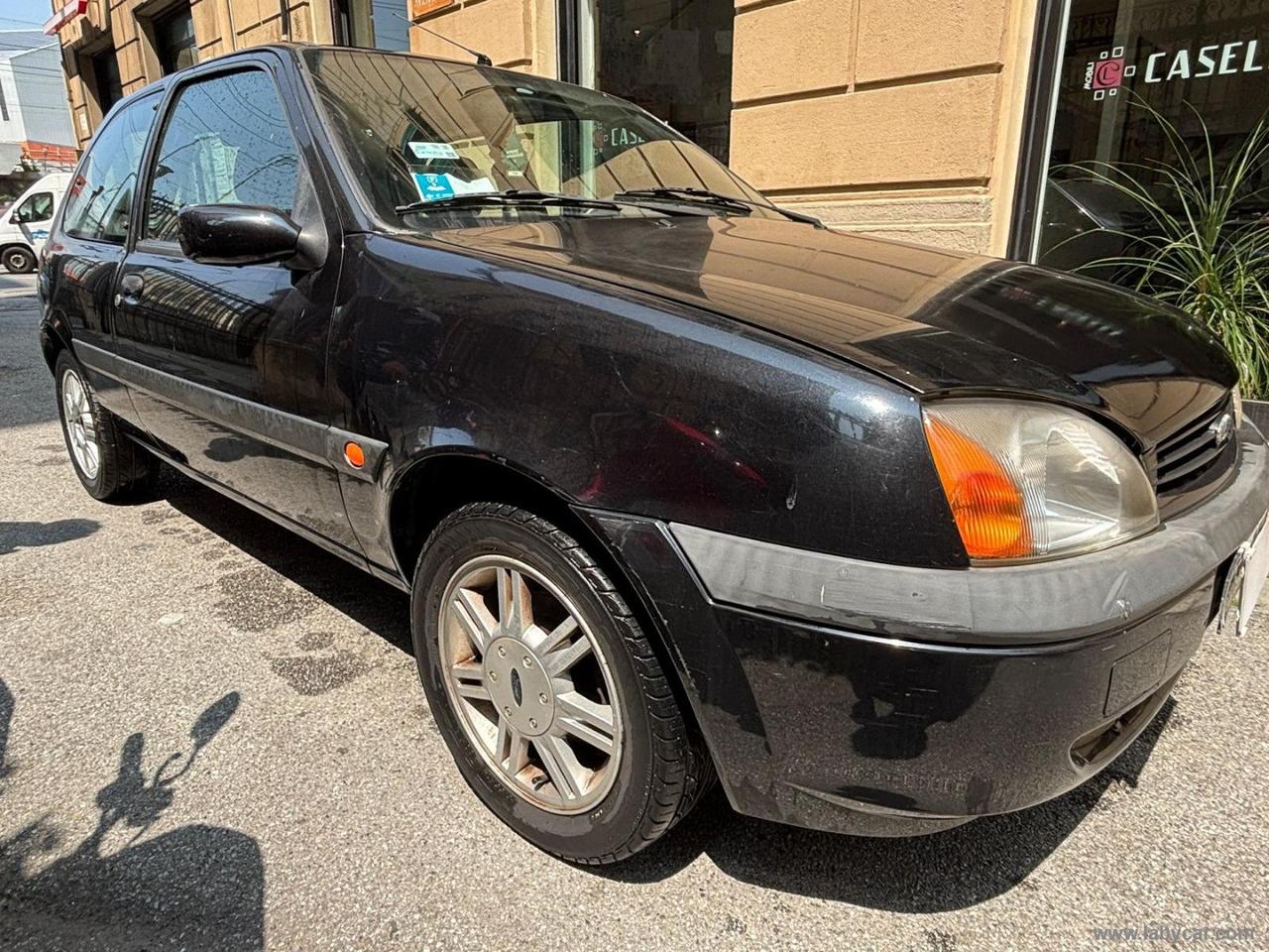 FORD Fiesta 1.2i 16V 3p. Zetec