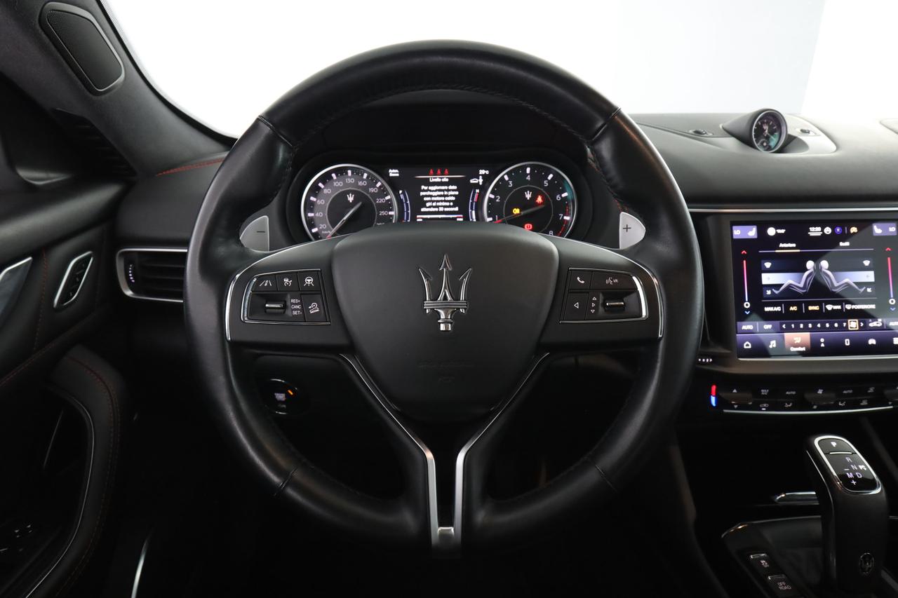 MASERATI Levante 330 CV MHEV AWD GT