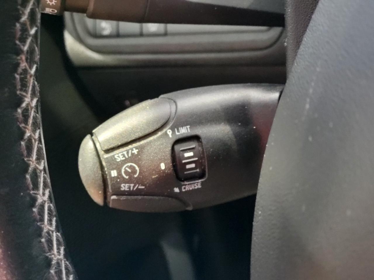 Peugeot 2008 - 2019 BlueHDi 100 Cv Allure
