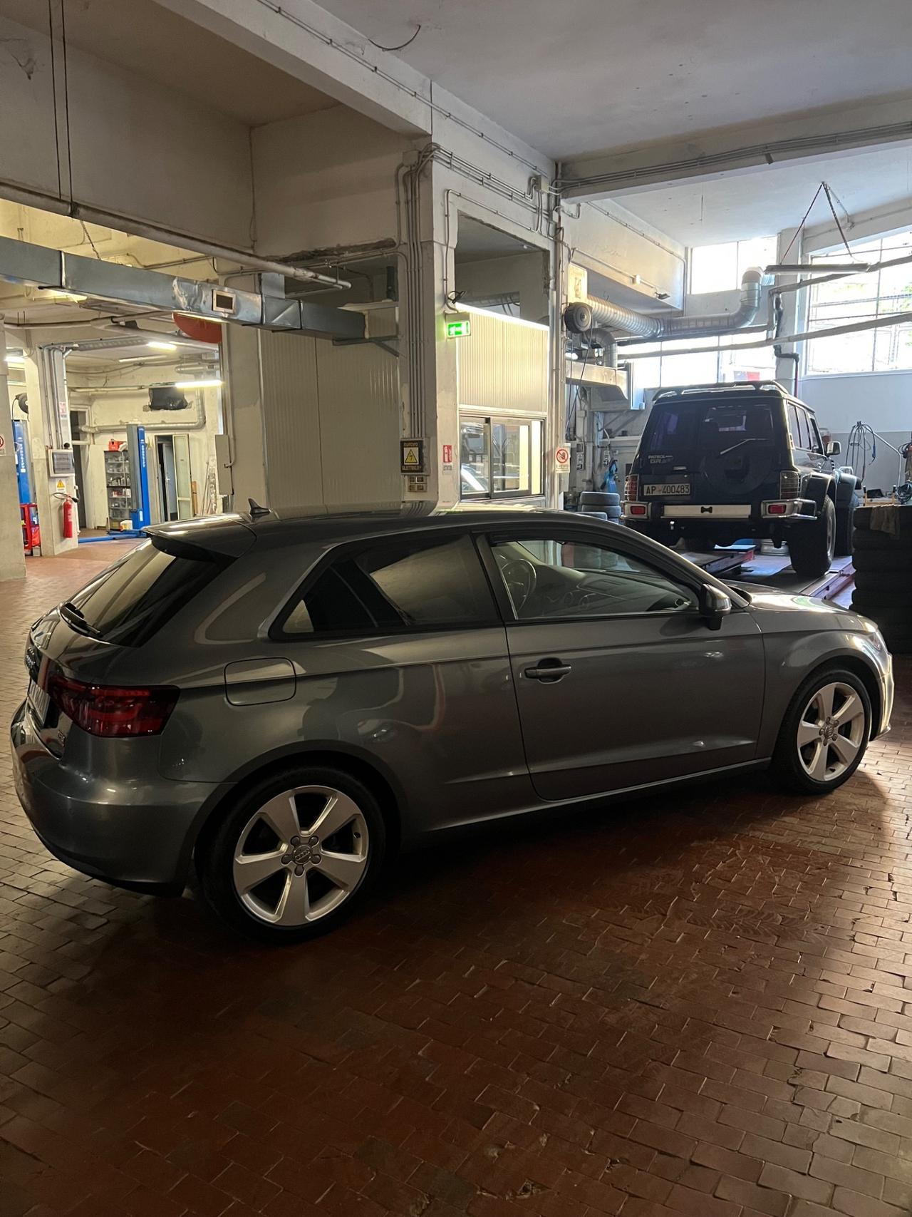 Audi A3 1.8 TFSI - QUATTRO STRONIC (gancio traino)