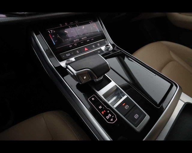 AUDI Q8 45 TDI quattro tiptronic
