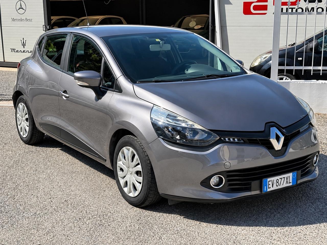 Renault Clio 1.5 dCi 8V 75CV 5 porte Costume National
