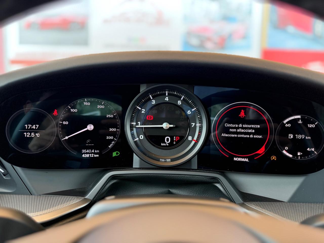 Porsche 992 911 Coupe 3.0 Carrera total black/Porsche Approved