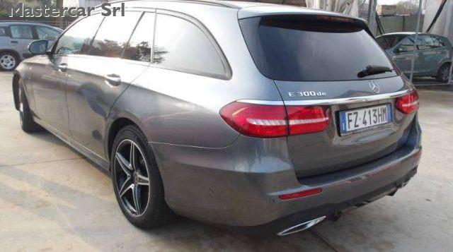 MERCEDES-BENZ E 300 Classe E SW de eq-power Premium auto - FZ413HM