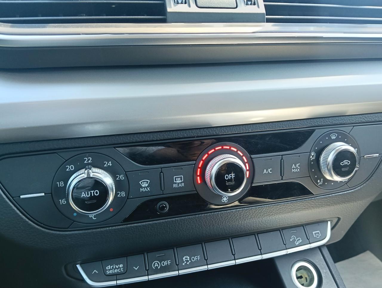 Audi Q5 2.0 TDI quattro S tronic Business Uni Proprietario