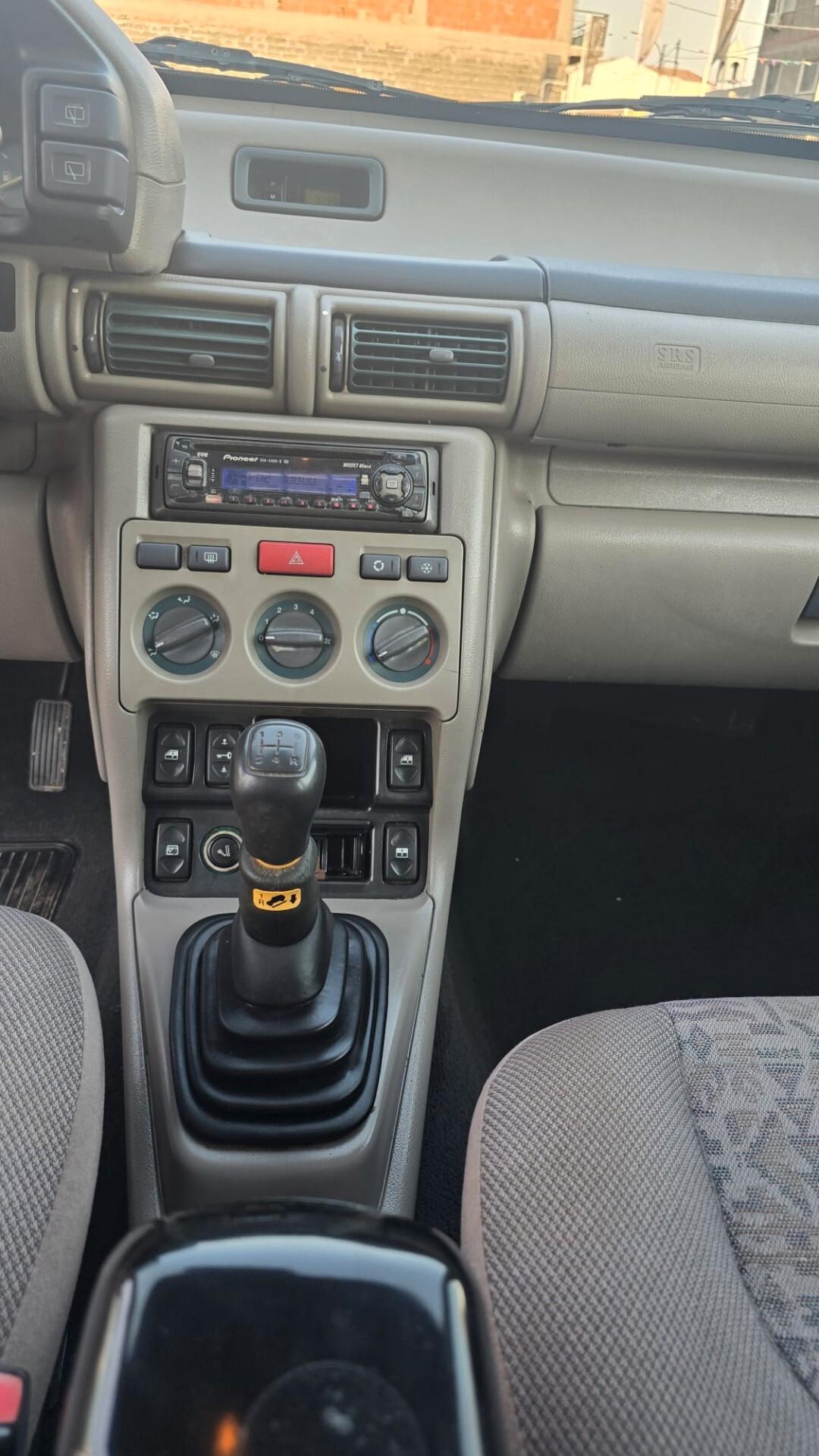 Land Rover Freelander 2.0 TD cat Station Wagon XE