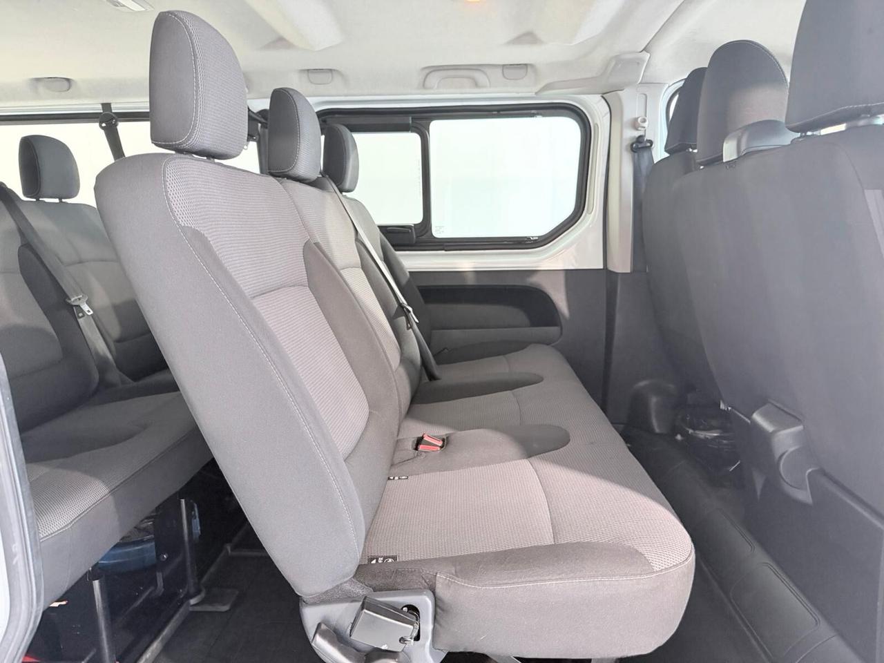 TRAFIC 2022 9 POSTI PASSENGER 2.0 DCI 150 CV