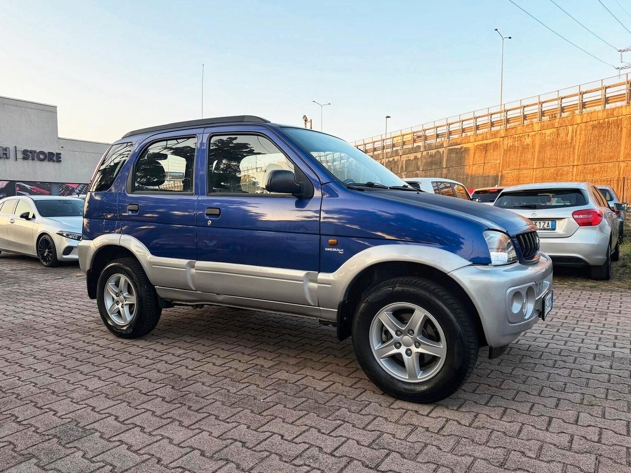 Daihatsu Terios 1.3i 16V cat 4WD SX ARIA CONDIZIONATA OK NEOPATENTATI