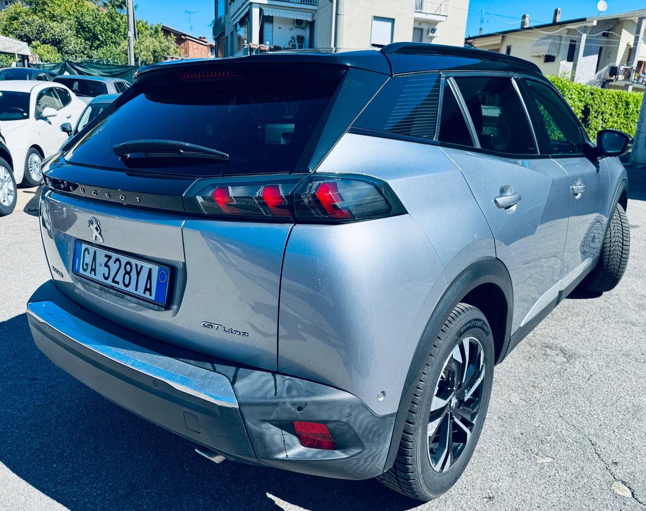 Peugeot 2008 BlueHDi 130 CV GT Line