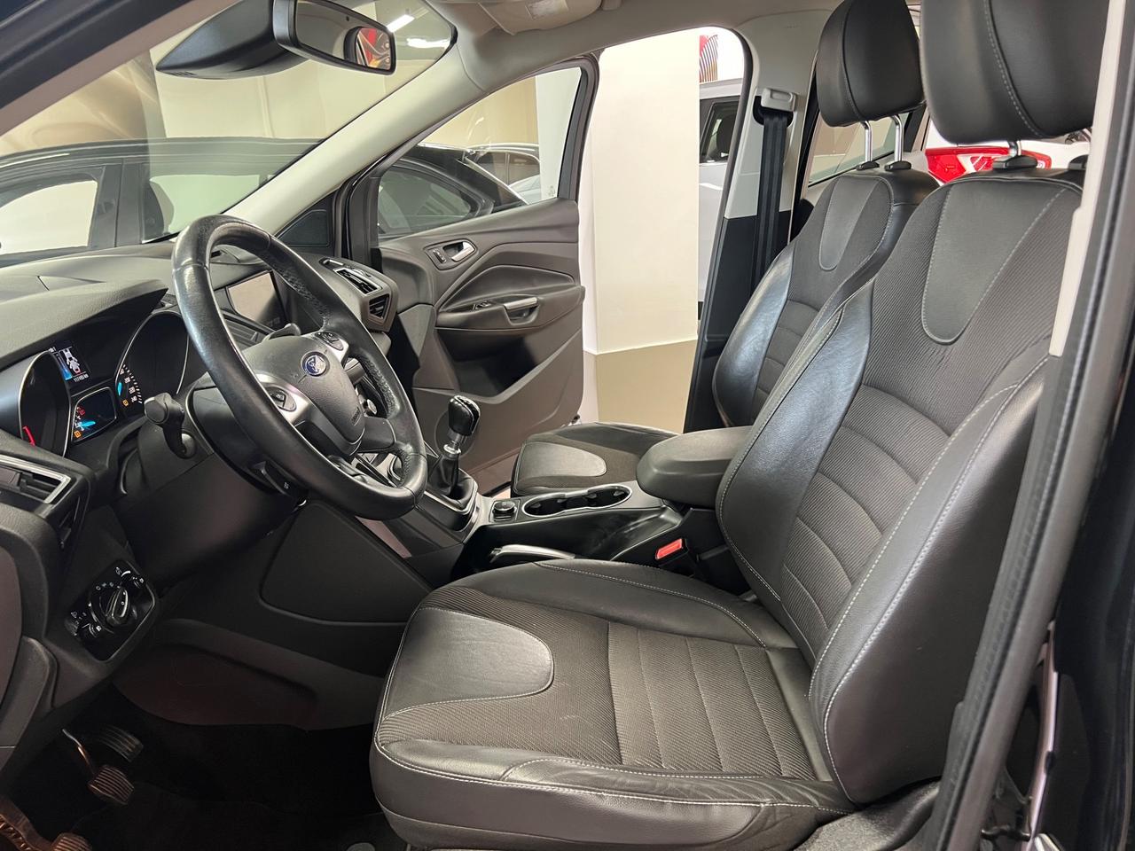 Ford Kuga 2.0 TDCI 120 CV S&S 2WD Titanium