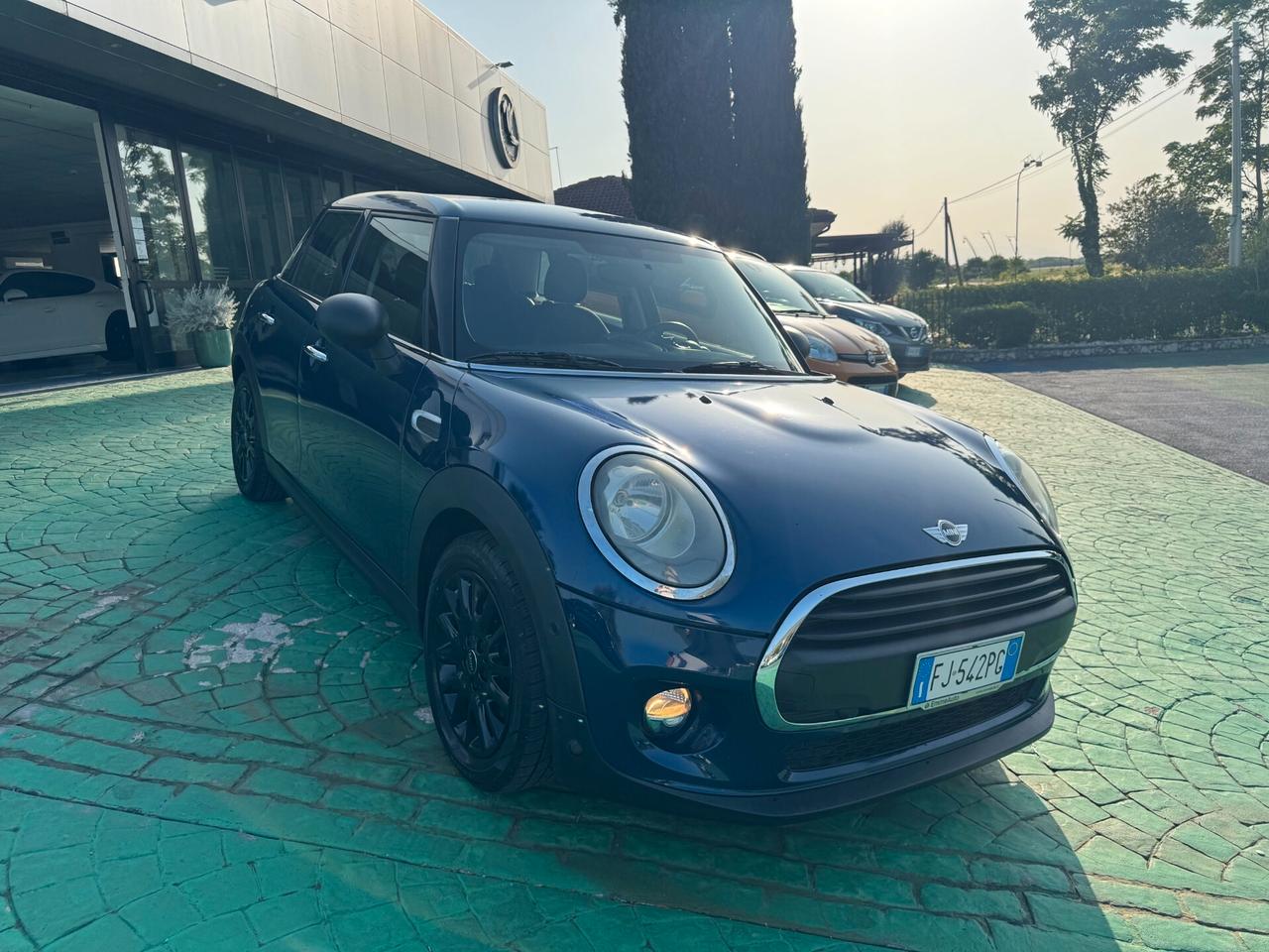 Mini Mini 1.2 One