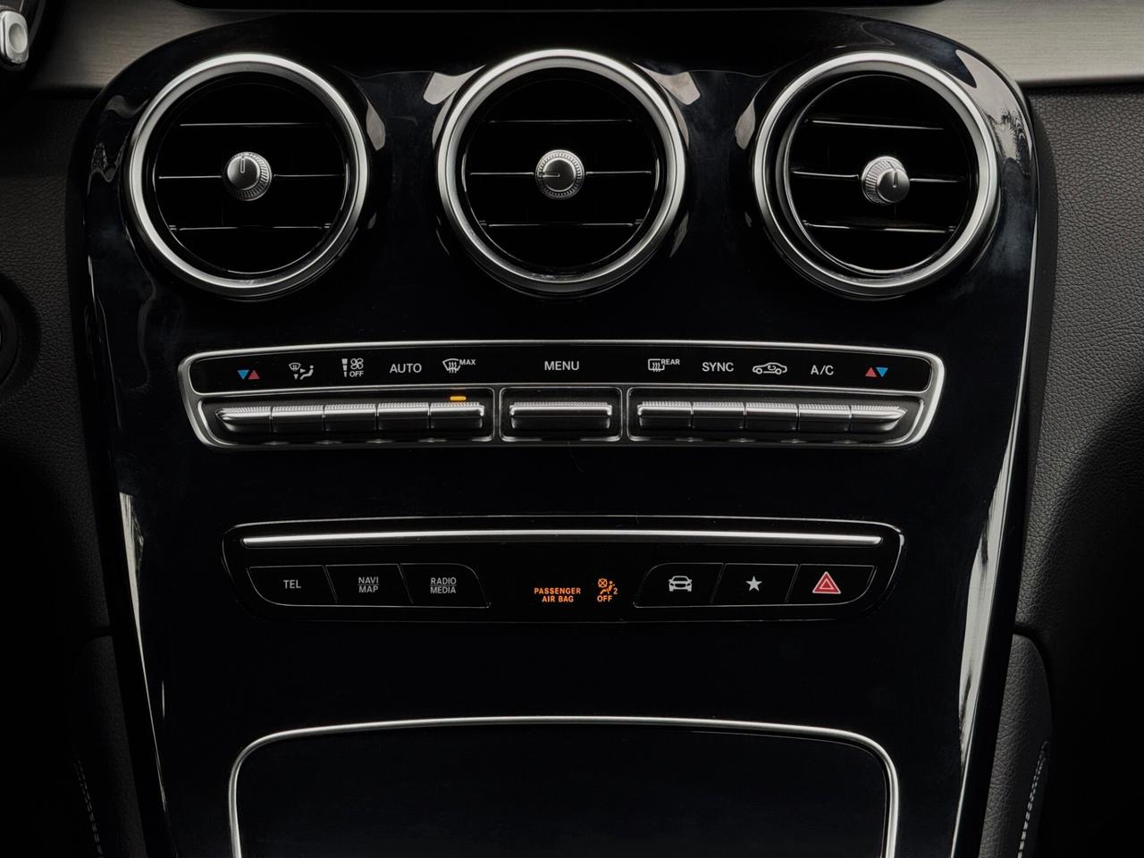 Mercedes-Benz GLC 200 d Premium AMG 4MATIC