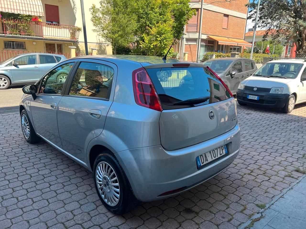Fiat Grande Punto 1.4 OK NEOPATENTATI