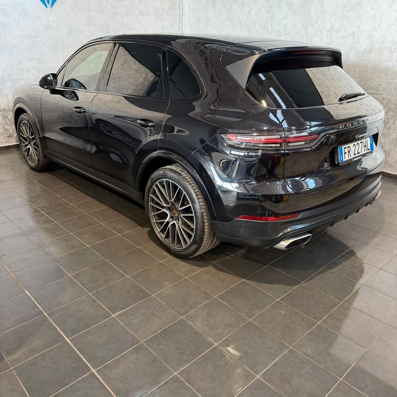 Porsche Cayenne 3.0 V6 BENZINA TIPTRONIC FULL OPTIONALS