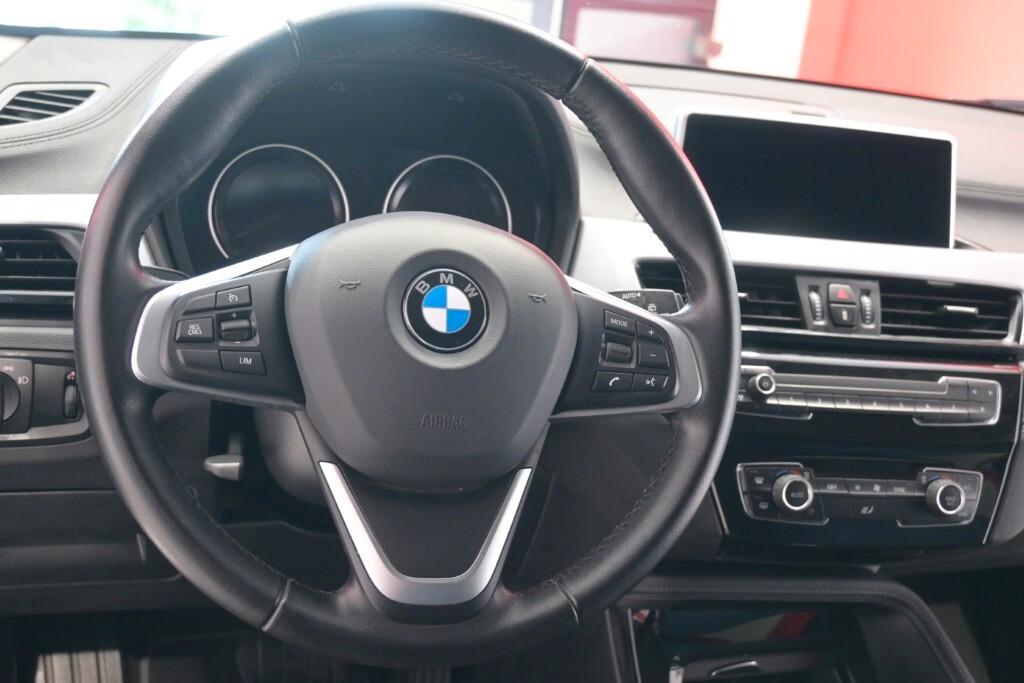 BMW X2 18D 150CV STEPTRONIC X-DRIVE BUSINESS X ( FARI LED - CRUISE - NAVI - CARPLAY - PARK ASSISTANT )