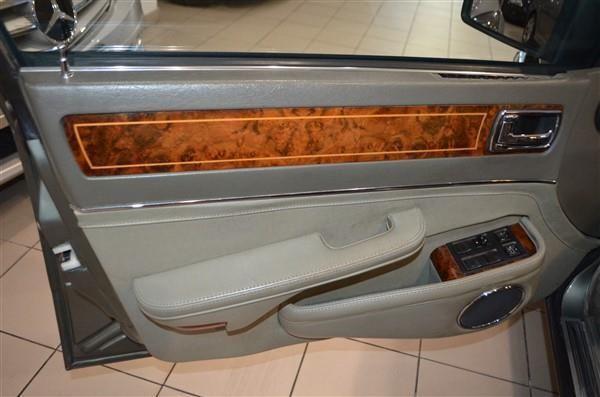 Jaguar Daimler XJ40 Cat Automatic