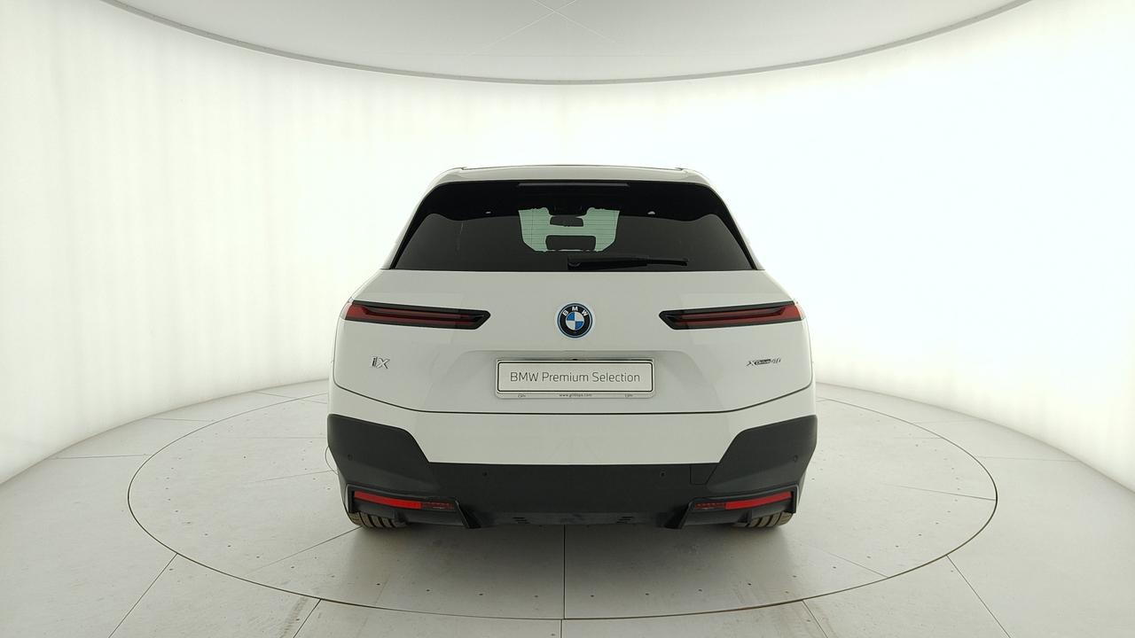 BMW iX i20 2021 - iX xdrive40