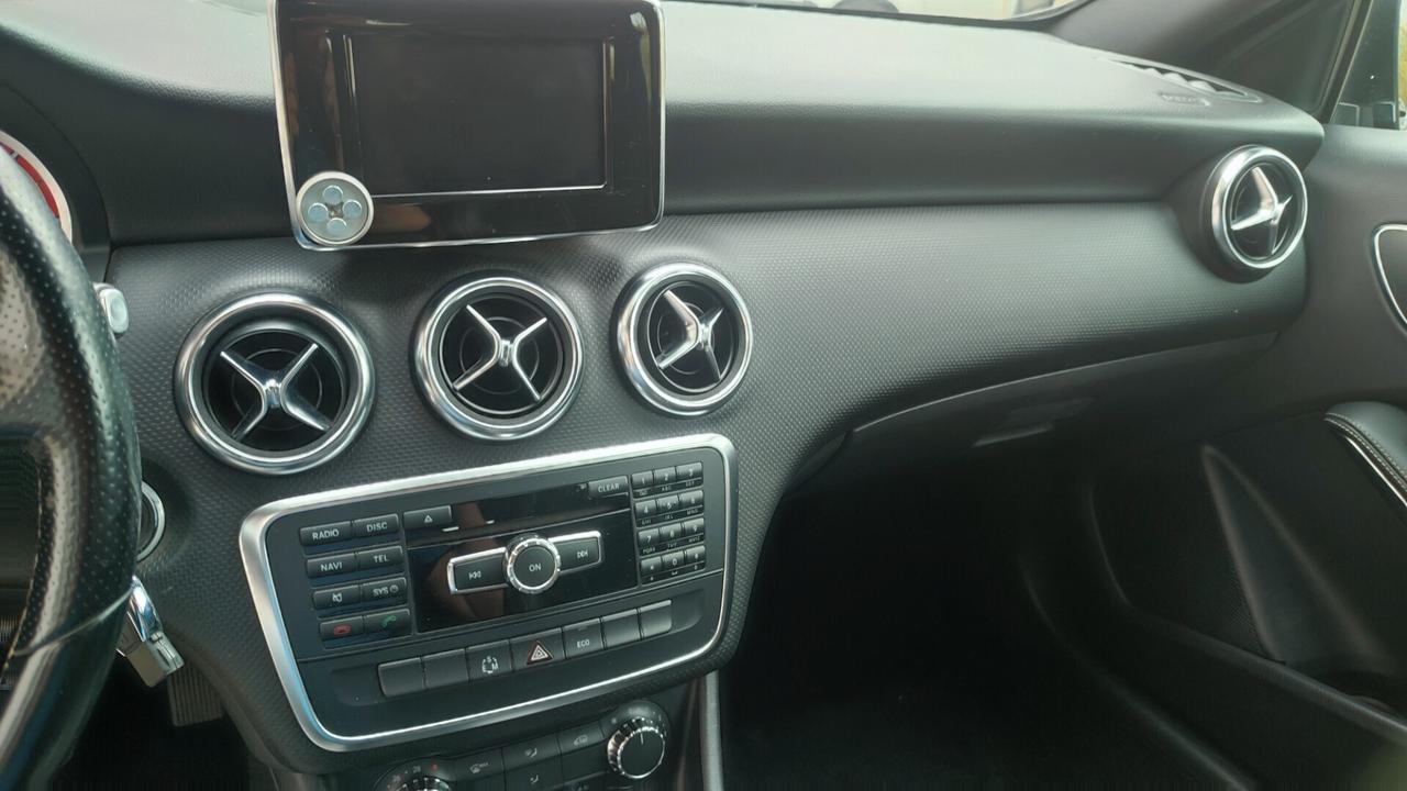 MERCEDES A180