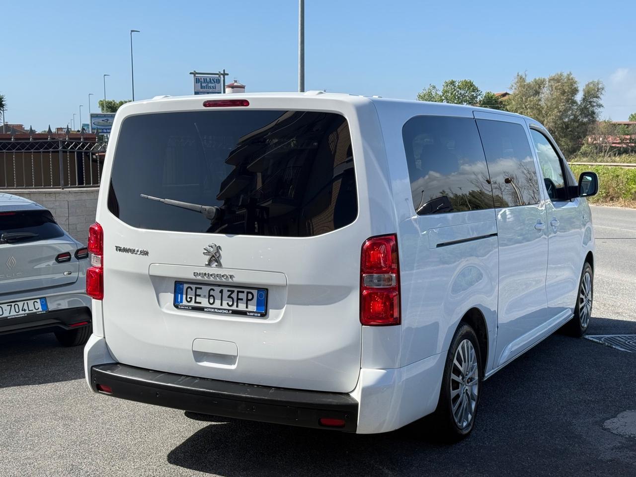 Peugeot Traveller 2.0 BlueHDi 140cv Long 9 POSTI