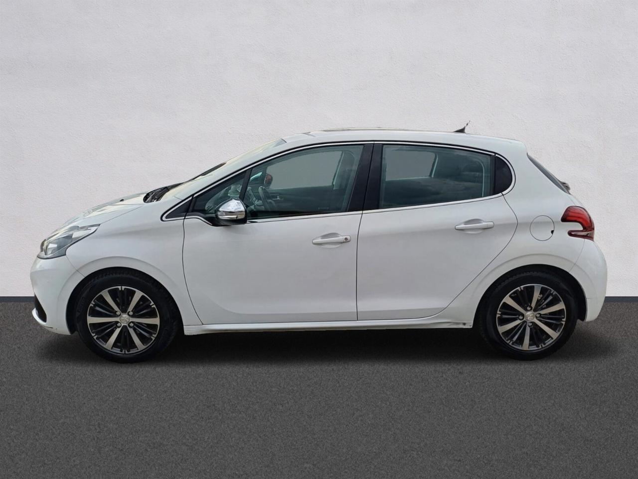 Peugeot 208 PureTech 82 5 porte Allure