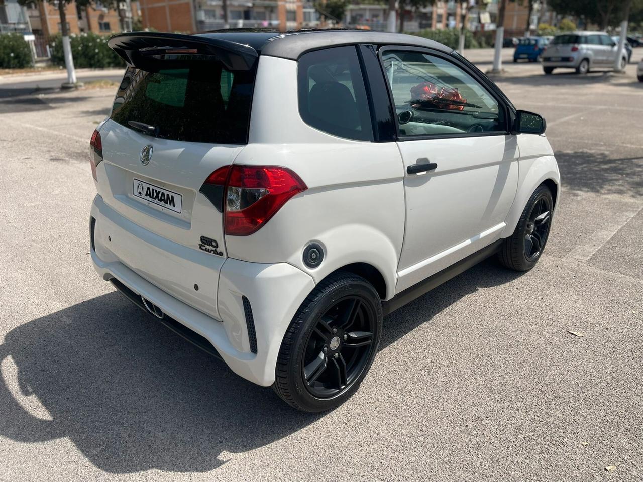 Minicar Aixam City GTO carbon