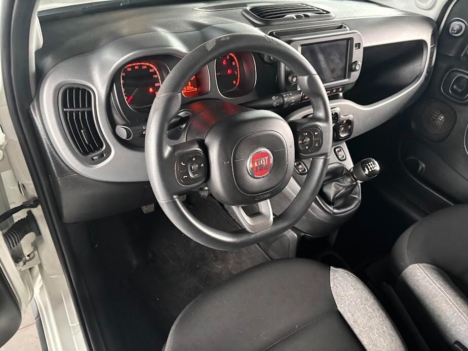 Fiat Panda 1.0 Hybrid 45.000KM APPLE CARPLAY