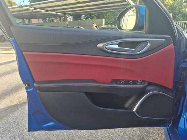 ALFA ROMEO Giulia 2.2 Turbodiesel 210 CV AT8 Q4 Veloce